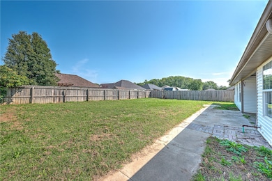 1301 E Courage, Siloam Springs, AR 72761 - photo 4