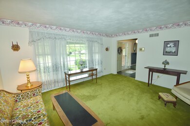 1137 E 3rd St, Berwick, PA 18603 - photo 5