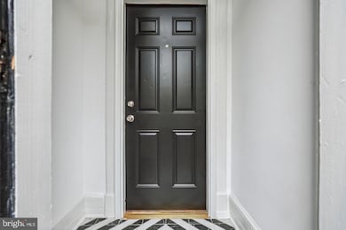 1507 Marion St NW unit 2, Washington, DC 20001 - photo 2