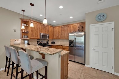 540 River Run unit 305, New Braunfels, TX 78132 - photo 6