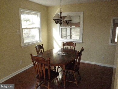 1108 Mchenry Dr, Glen Burnie, MD 21061 - photo 7