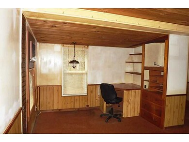 4 Hillside Dr, Mapleville, RI 02839 - photo 5