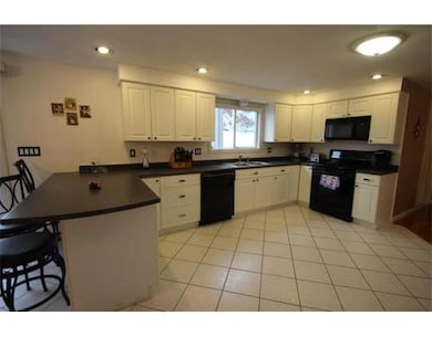 35 Clementi Ln, Methuen, MA 01844 - photo 3