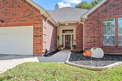 2608 Briargrove Dr, Hurst, TX 76054 - photo 2