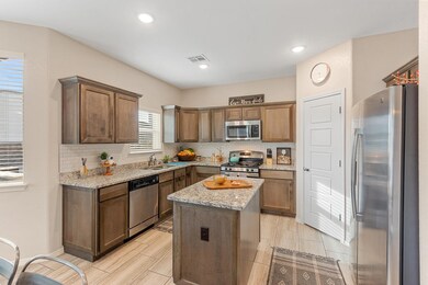 973 Penrith St, El Paso, TX 79928 - photo 7