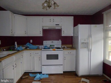 6296 Dawn Day Dr, Columbia, MD 21045 - photo 7