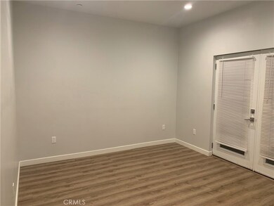 22425 Del Valle St unit 4, Woodland Hills, CA 91364 - photo 7