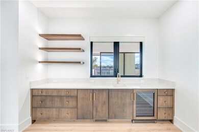 82 9th St S unit 205, Naples, FL 34102 - photo 6