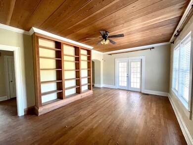 1304 Eager Ave, Albany, GA 31707 - photo 3