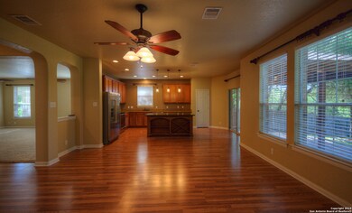 8042 Maddie Ln, San Antonio, TX 78255 - photo 4