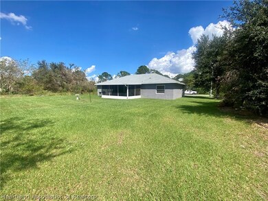 570 Blue Skies Dr, Lake Placid, FL 33852 - photo 6