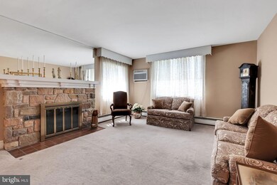 207 Radcliffe Rd, Glenside, PA 19038 - photo 4