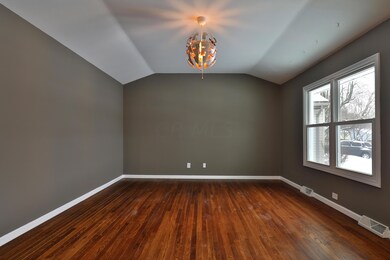 4482 Chandler Dr, Columbus, OH 43213 - photo 7