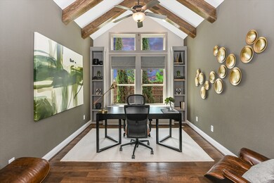 Cathedral ceiling with beams in your spacious Home Office