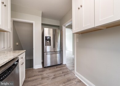 4844 Carmella Dr, Halethorpe, MD 21227 - photo 7