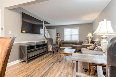 6968 NW Chapel Woods Ln, Kansas City, MO 64152 - photo 5