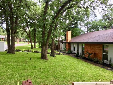 921 Edgecliff Dr, Bedford, TX 76022 - photo 3