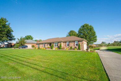 326 Highland Springs Dr, Mount Washington, KY 40047 - photo 3