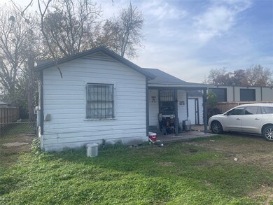 2306 Hitchcock St, Houston, TX 77093 - photo 2