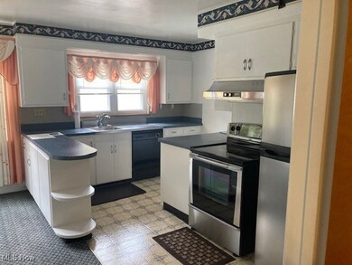 3233 Niles Cortland Rd NE, Cortland, OH 44410 - photo 4