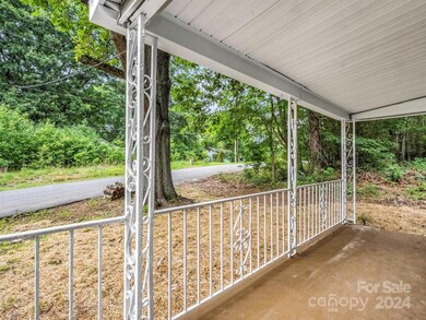 332 Holmes St, Shelby, NC 28152 - photo 4