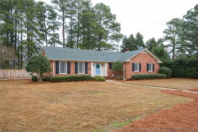 2630 Mirror Lake Dr, Fayetteville, NC 28303 - photo 2