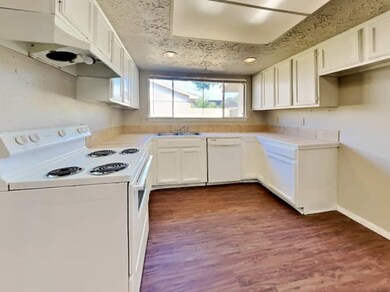 7607 Sunbonnet Ln, Houston, TX 77064 - photo 4