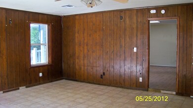Additional Living Room Photo