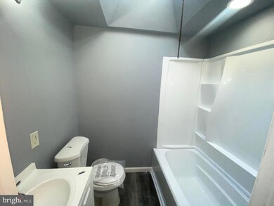 26 Ashbourne Rd, Darby, PA 19023 - photo 7