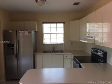 7762 Miramar Blvd, Miramar, FL 33023 - photo 5