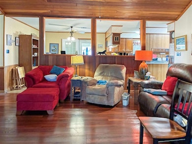 721 S Lightner Ave, Iowa, LA 70647 - photo 5