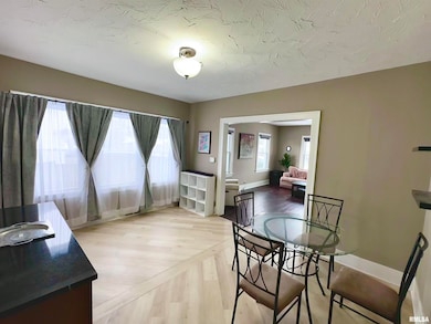 1611 25th St, Moline, IL 61265 - photo 6