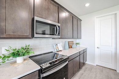 17988 W Creedance Blvd, Surprise, AZ 85387 - photo 7