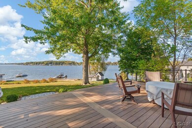 6103 Highland Ave, Manitou Beach-Devils Lake, MI 49253 - photo 2