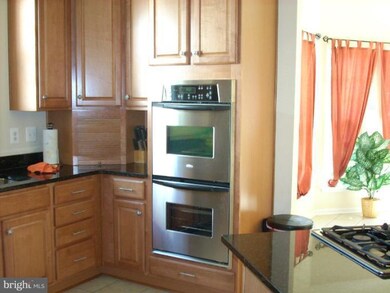 7219 Autumn Blaze Ct, Clinton, MD 20735 - photo 7