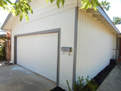 2700 Alfreda Way, Redding, CA 96002 - photo 2