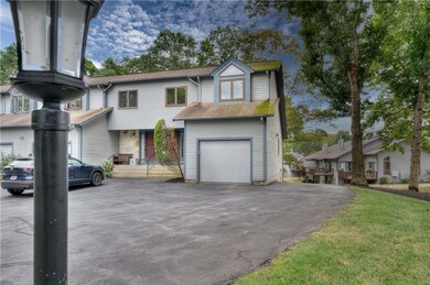 35 Acorn Ct unit H6, Wakefield, RI 02879 - photo 2