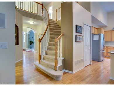 1095 W Parkway Blvd, Aurora, OH 44202 - photo 3