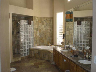 11669 E Parkview Ln unit 3, Scottsdale, AZ 85255 - photo 5