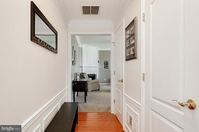 1809 Kenwood Ave unit 302, Alexandria, VA 22302 - photo 3