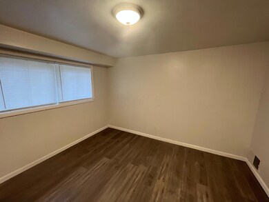 1828 Northridge Rd, Columbus, OH 43224 - photo 3