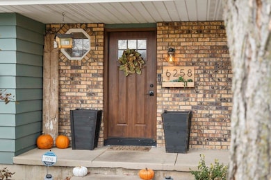 6258 Fox Run, de Forest, WI 53532 - photo 4