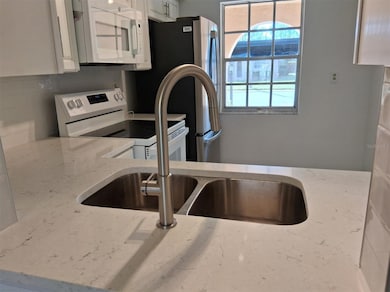 4326 Summersun Dr unit B, New Port Richey, FL 34652 - photo 5