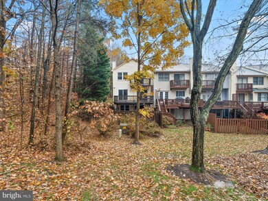 9000 Daum Ct, Springfield, VA 22153 - photo 7