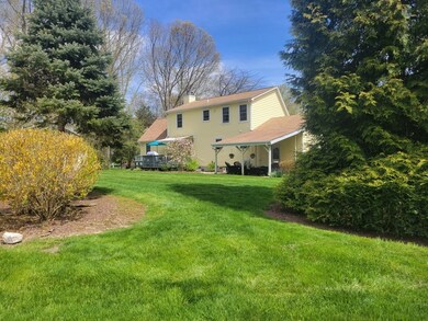 28 Whispering Pines Dr, Cranston, RI 02921 - photo 5