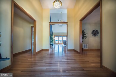 35365 Army Navy Dr, Mechanicsville, MD 20659 - photo 4