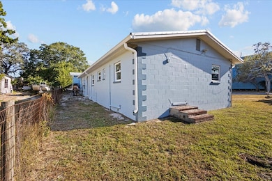 12689 Bayshore Ave, Cedar Key, FL 32625 - photo 4