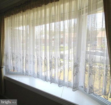 2203 Chapman Rd, Hyattsville, MD 20783 - photo 4