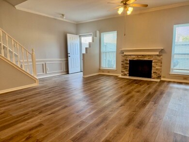 8085 El Mundo St unit 8085, Houston, TX 77054 - photo 2