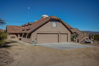 3-3 Car Garage
